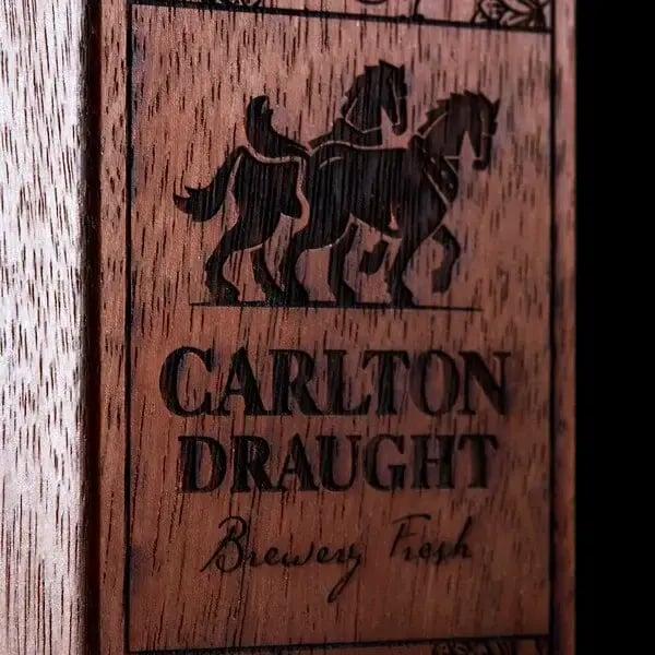 Etched-Design-Labels_Carlton-Draught
